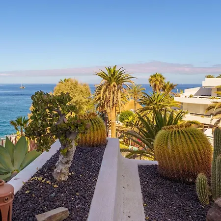 Exclusive Sea Views Villamar - Big Terrace & Pool Апартаменты *